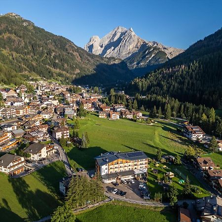 Dolomiten Hotel Irma กานาเซย์ ภายนอก รูปภาพ