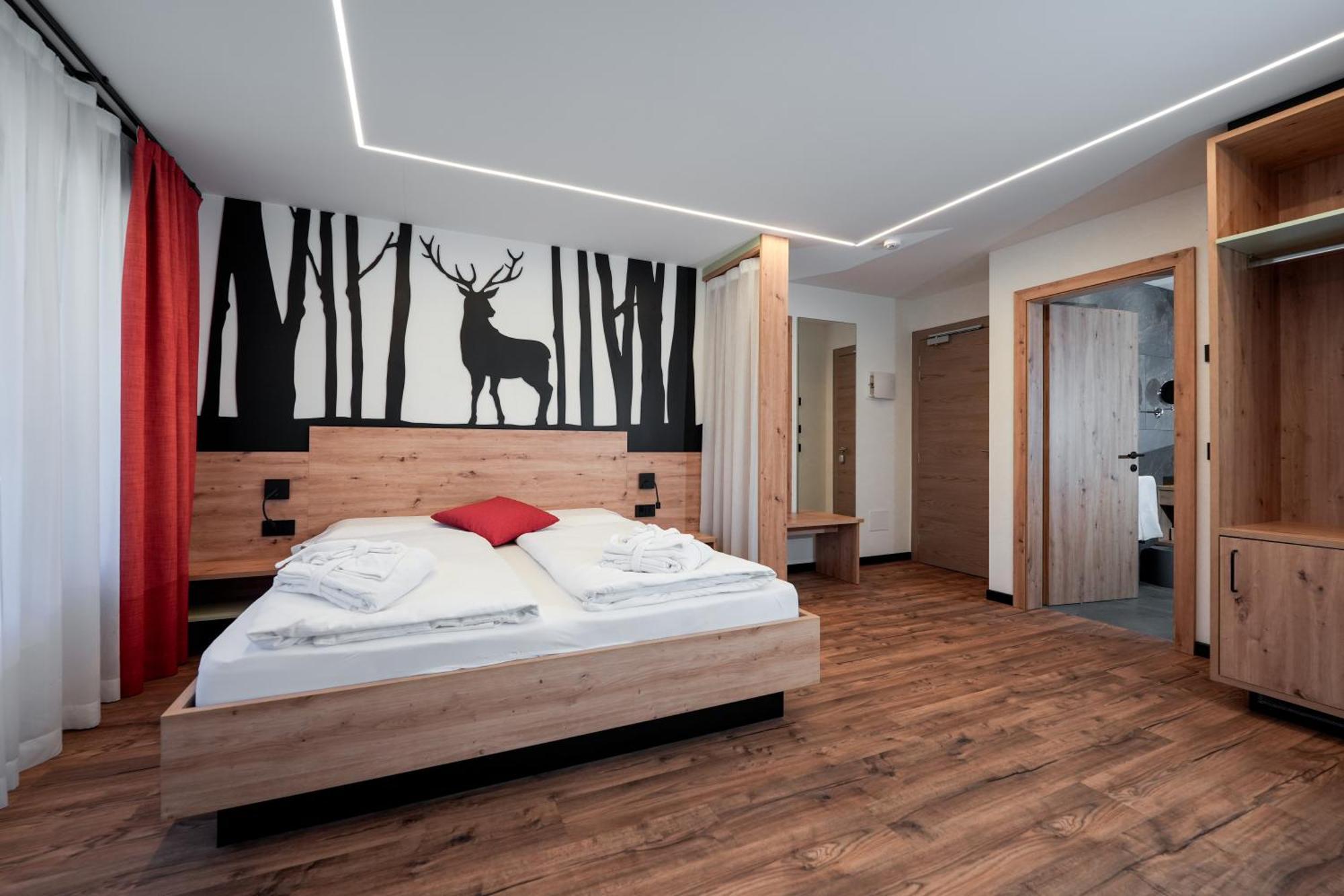 Dolomiten Hotel Irma กานาเซย์ ภายนอก รูปภาพ